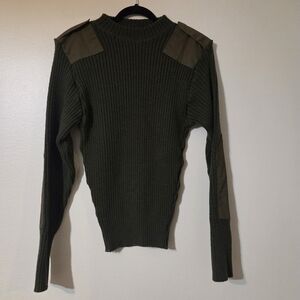 Valor Collection Sweater Mens Size 40 Wool Military Service Pullover Epaulettes